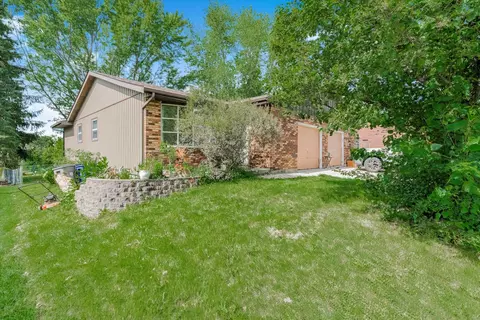 2023 Monday Dr, Elgin, IL 60123