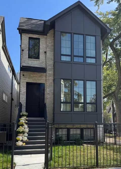 2501 N Sawyer Ave, Chicago, IL 60647