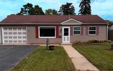 1408 N Madison St, Woodstock, IL 60098