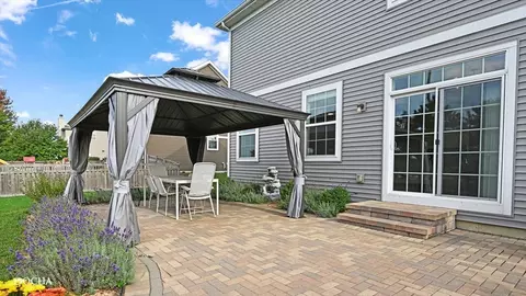 Exterior - 26827 Ashgate Xing, Plainfield, IL 60585 photo 3 of 4