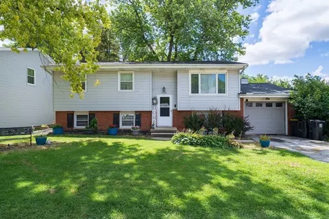 1701 Hoover Dr, Normal, IL 61761