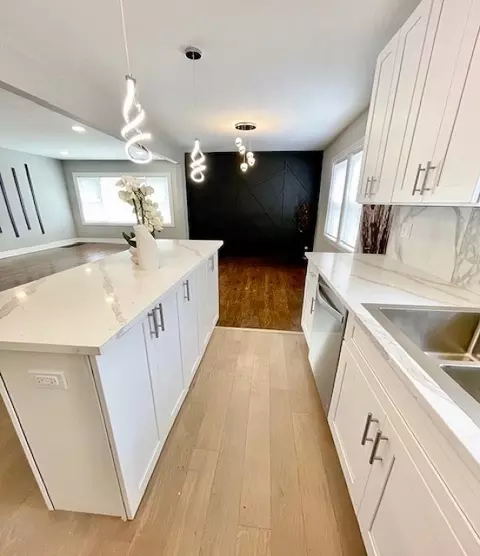 9302 S Eberhart Ave, Chicago, IL 60619 photo 10