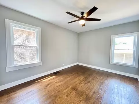 9302 S Eberhart Ave, Chicago, IL 60619 photo 18