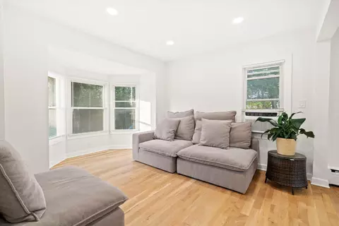313 83rd St, Willowbrook, IL 60527 photo 12