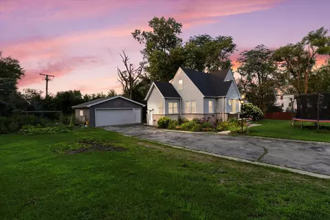 313 83rd St, Willowbrook, IL 60527 photo 4