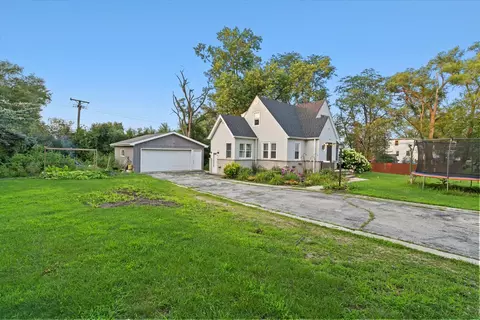 313 83rd St, Willowbrook, IL 60527 photo 3