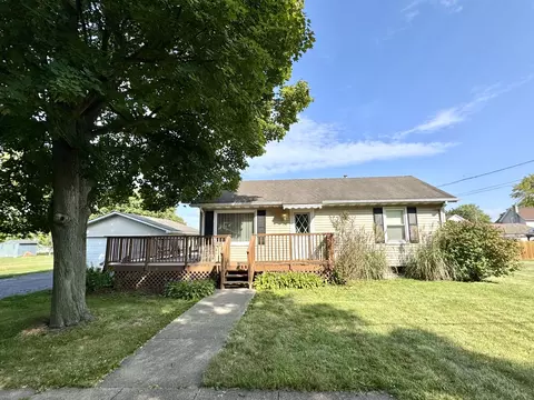 310 Adams St, Tiskilwa, IL 61368