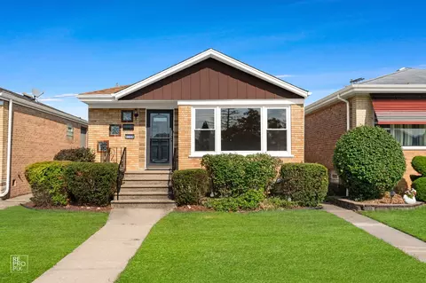 4733 S Kenneth Ave, Chicago, IL 60632