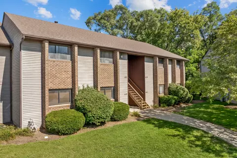 418 Heine Ave #418, Elgin, IL 60123