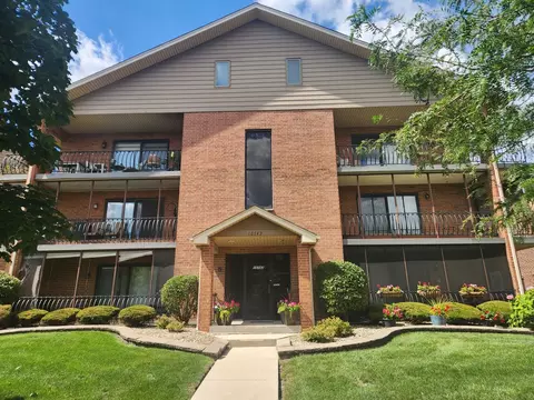 16742 Paxton Ave #2S, Tinley Park, IL 60477