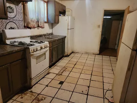 1412 E 75th St, Chicago, IL 60619 photo 4