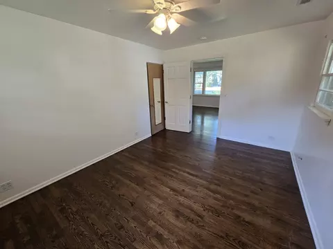 Bedroom - 901 E Krage Dr, Addison, IL 60101 photo 2 of 5
