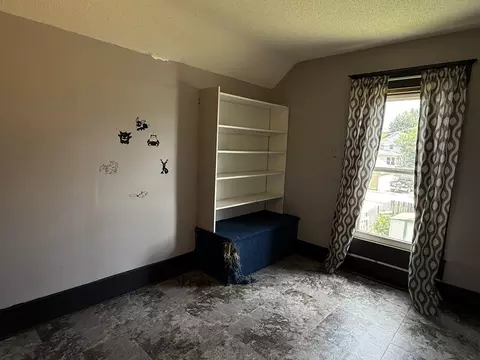 Bedroom - 604 2nd Ave, Sterling, IL 61081 photo 5 of 5