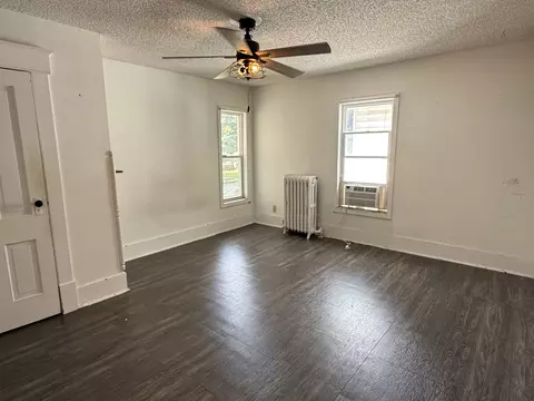 Bedroom - 604 2nd Ave, Sterling, IL 61081 photo 1 of 5