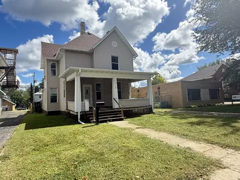 604 2nd Ave, Sterling, IL 61081
