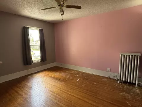 Bedroom - 604 2nd Ave, Sterling, IL 61081 photo 4 of 5