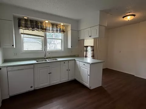 Kitchen - 604 2nd Ave, Sterling, IL 61081 photo 2 of 2