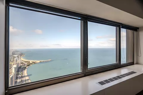175 E Delaware Pl #8903, Chicago, IL 60611 photo 17