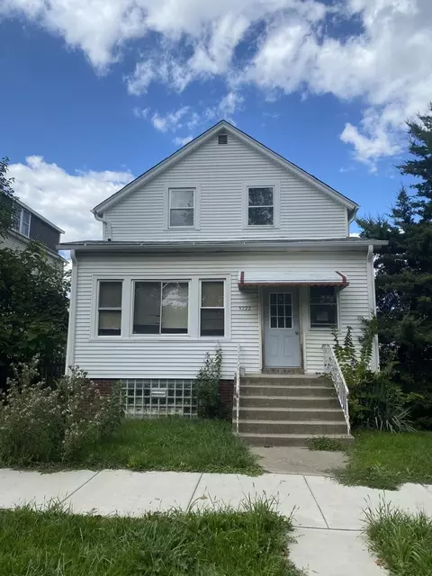 5222 W Winnemac Ave, Chicago, IL 60630