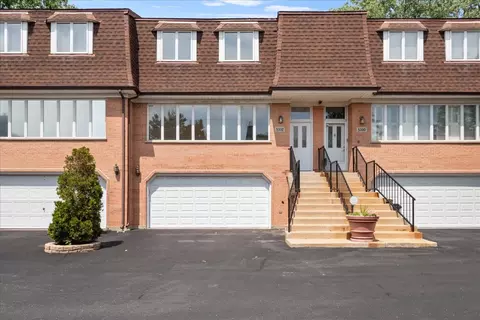 5332 Fairview Ln, Skokie, IL 60077