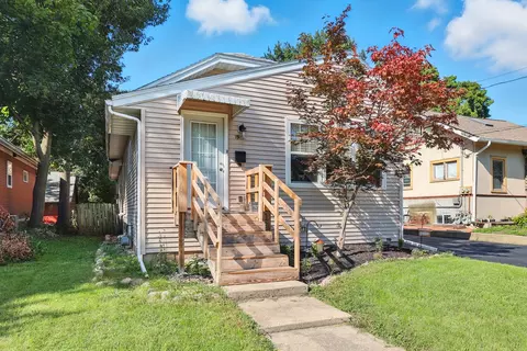 1912 Rural St, Rockford, IL 61107