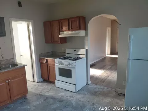119 E 118th St, Chicago, IL 60628 photo 4