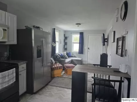 Other - 860 Elm St, Hamilton, IL 62341 photo 2 of 8