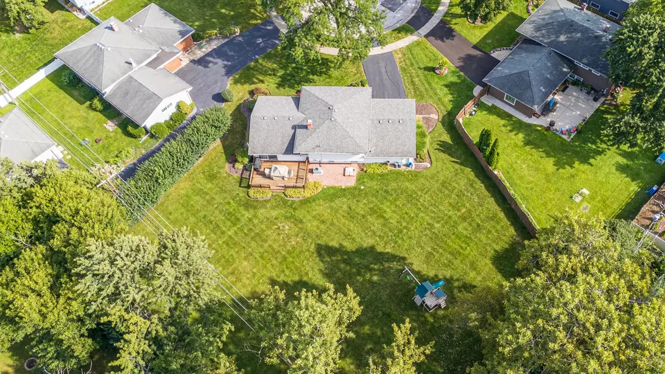 View/Area - 5518 Wilcox Ave, Downers Grove, IL 60516 photo 1 of 2