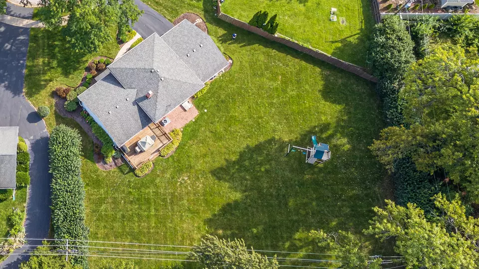 View/Area - 5518 Wilcox Ave, Downers Grove, IL 60516 photo 2 of 2