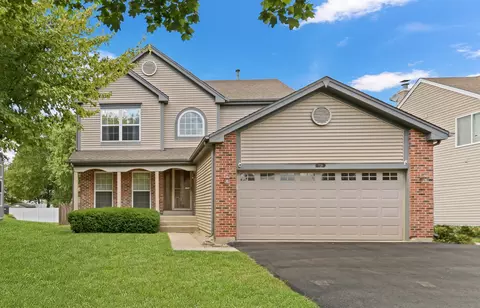 7736 Geneva Dr, Gurnee, IL 60031