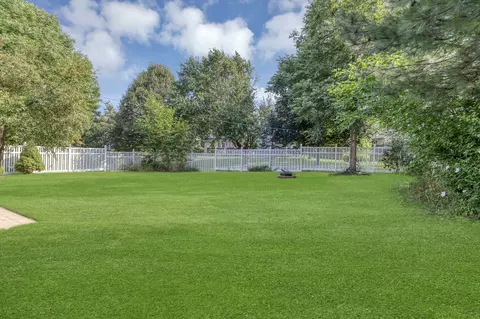 Exterior - 2633 Haddassah Dr, Naperville, IL 60565 photo 8 of 8