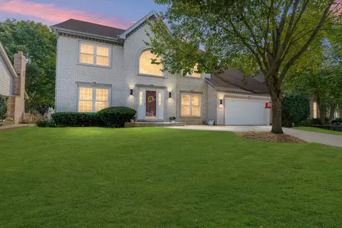 2633 Haddassah Dr, Naperville, IL 60565