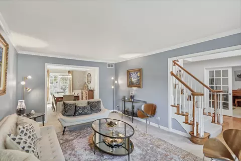 Living - 2633 Haddassah Dr, Naperville, IL 60565 photo 2 of 6
