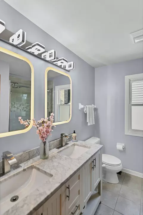 Bath - 2633 Haddassah Dr, Naperville, IL 60565 photo 7 of 8