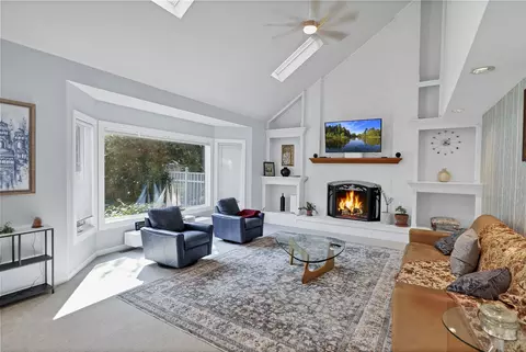 Living - 2633 Haddassah Dr, Naperville, IL 60565 photo 5 of 6