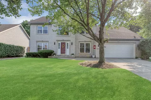 Exterior - 2633 Haddassah Dr, Naperville, IL 60565 photo 2 of 8