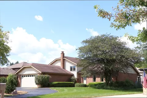 15324 Regent Dr, Orland Park, IL 60462