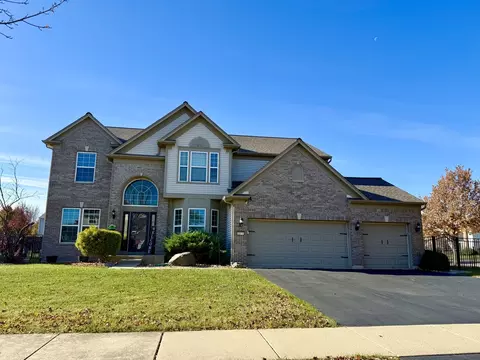 2361 Emerald Ln, Yorkville, IL 60560