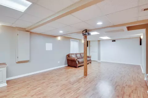 Living - 24665 Apollo Dr, Plainfield, IL 60585 photo 8 of 9