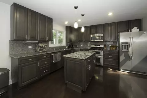 Kitchen - 422 Beverly Ave, Addison, IL 60101 photo 3 of 3