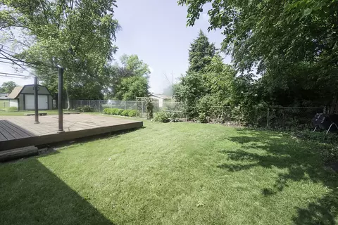Exterior - 422 Beverly Ave, Addison, IL 60101 photo 5 of 7