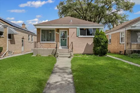 123 Bohland Ave, Bellwood, IL 60104