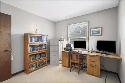 3666 Whispering Trails Dr, Hoffman Estates, IL 60192 photo 18
