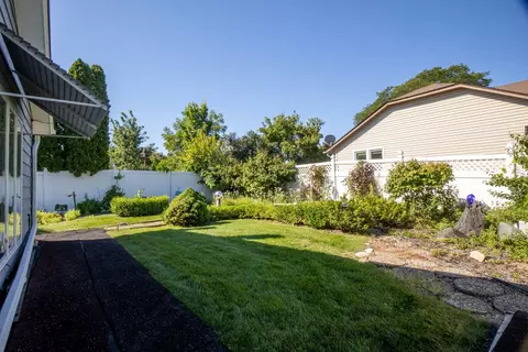3666 Whispering Trails Dr, Hoffman Estates, IL 60192 photo 25