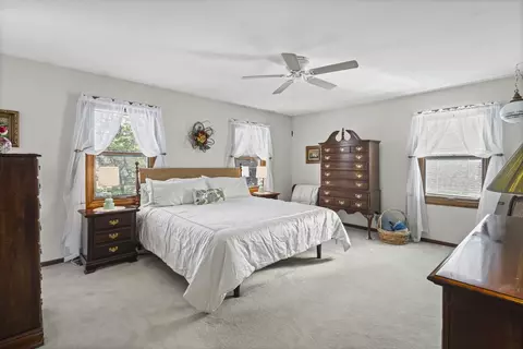 3666 Whispering Trails Dr, Hoffman Estates, IL 60192 photo 14