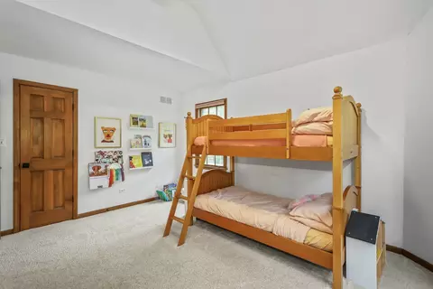Bedroom - 1091 Danforth Dr, Batavia, IL 60510 photo 7 of 7