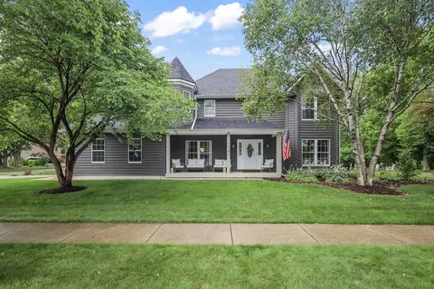 Exterior - 1091 Danforth Dr, Batavia, IL 60510 photo 2 of 8
