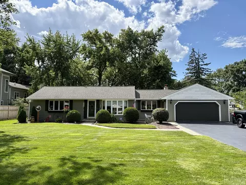 6220 Sunset Ave, La Grange Highlands, IL 60525