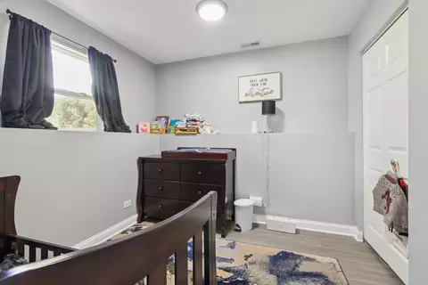Bedroom - 1243 Jericho Rd, Aurora, IL 60506 photo 5 of 5