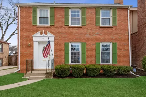 1707 N 77th Ct, Elmwood Park, IL 60707